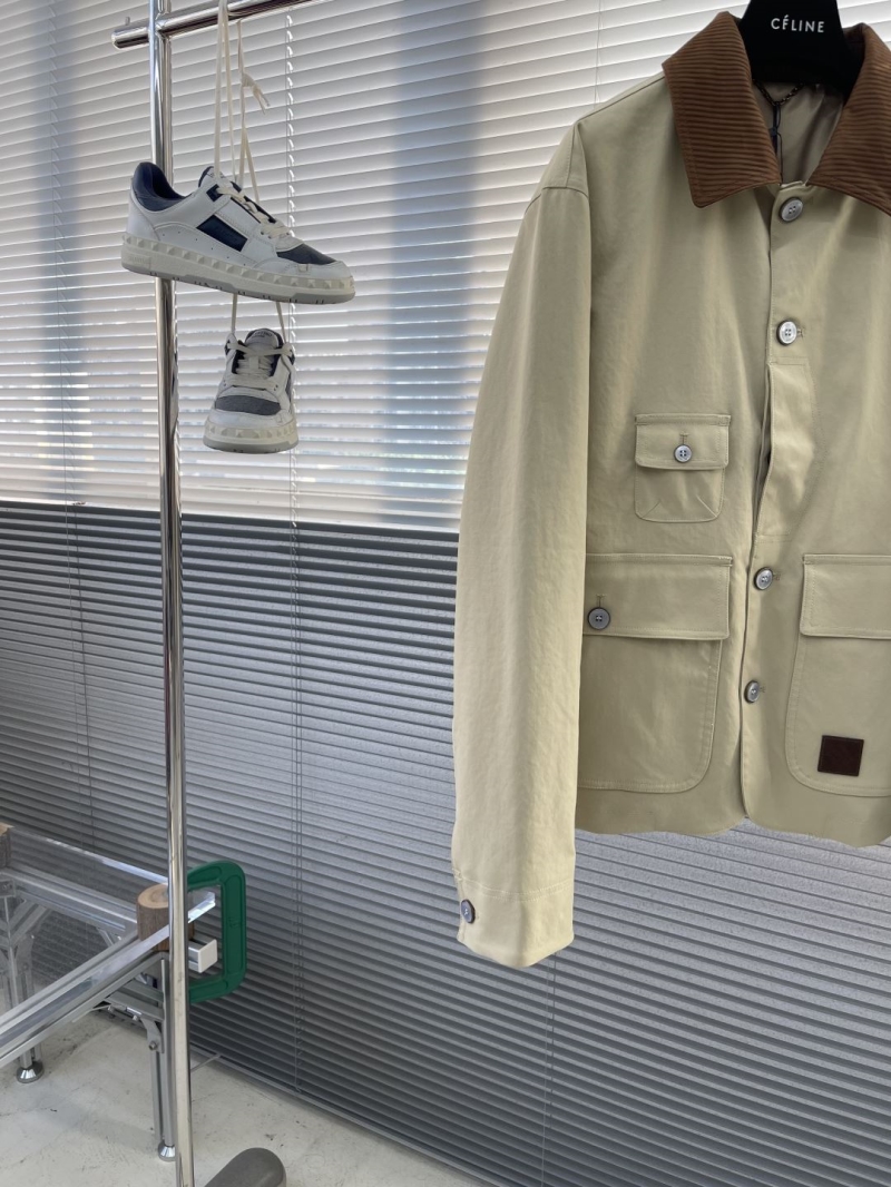 l0vis Vvtt0n outwear